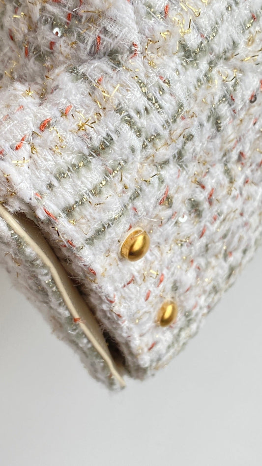 Chanel 2026 Hobo Bag 22cm Ivory White Pink Tweed