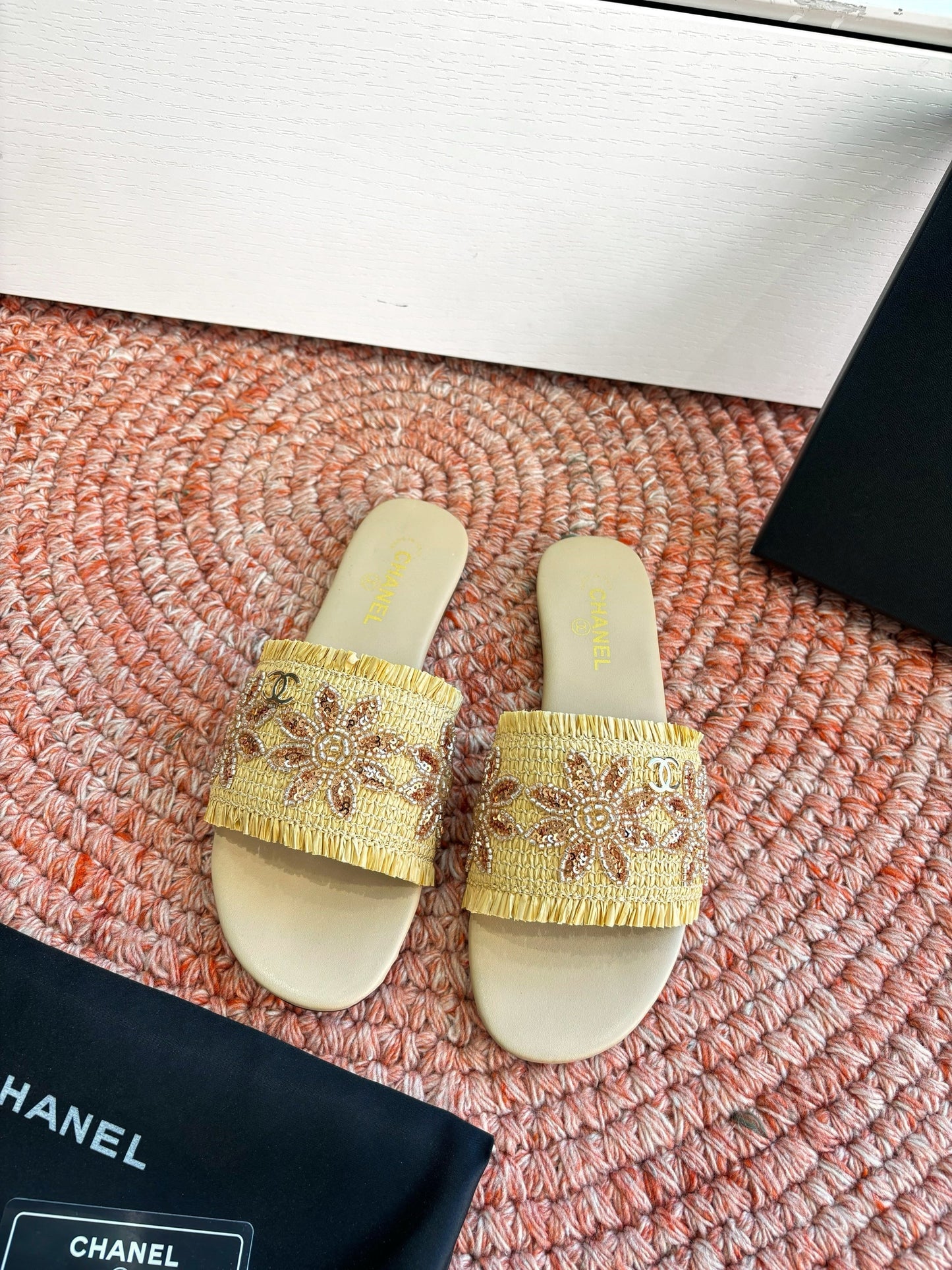CC 26s Slippers Yellow Beige Fabric Sheepskin 648231