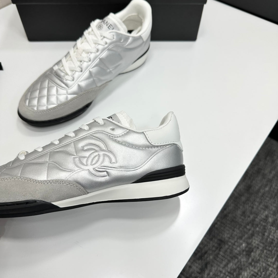 CC 26s Casual Sneakers Sliver Metallic Suede Cowhide 626460
