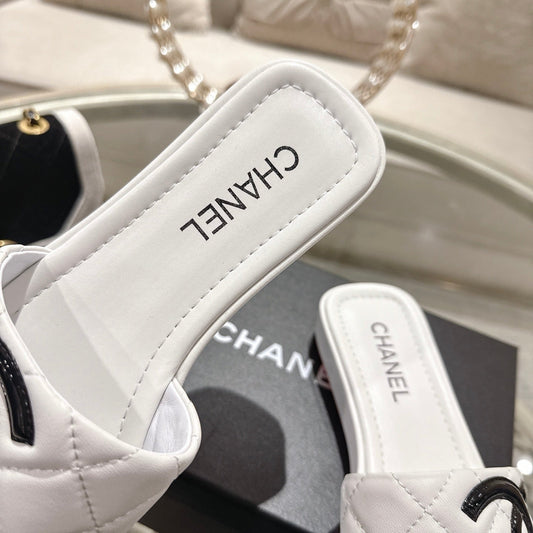CC 26s Platform Slippers White Black Sheepskin 627073