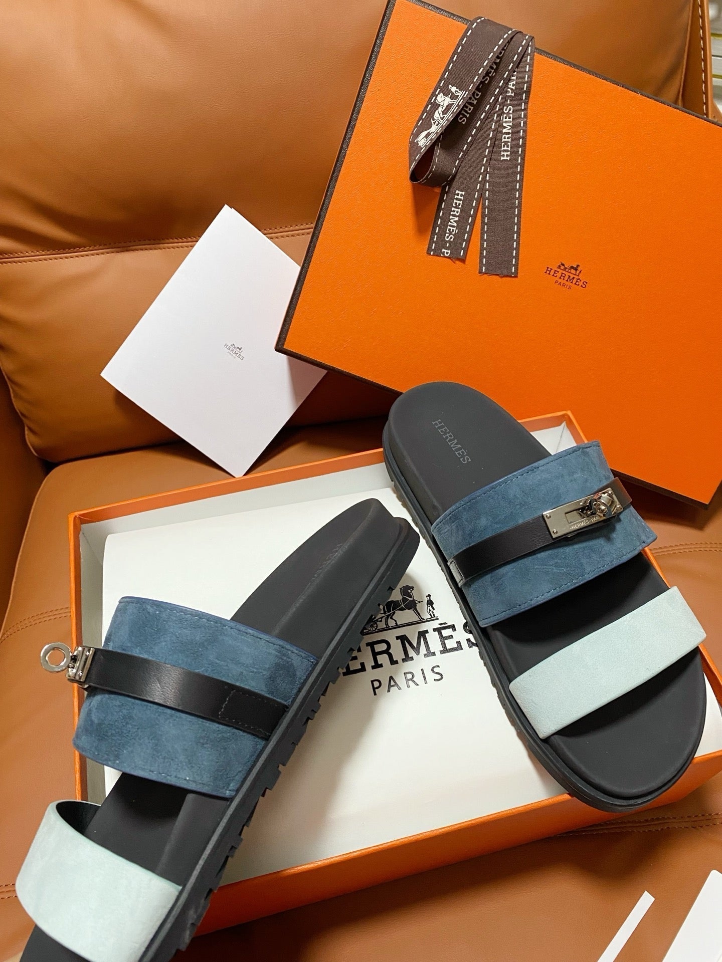 HM 2026 Velcro Sandals Black Blue Suede Cowhide 663787