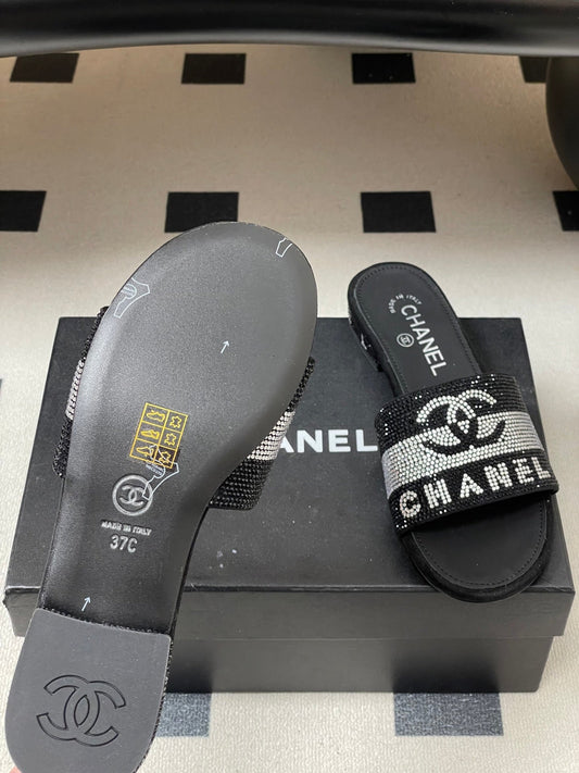 CC 26s Flat Sandals Black Sheepskin Rhinestones 649516