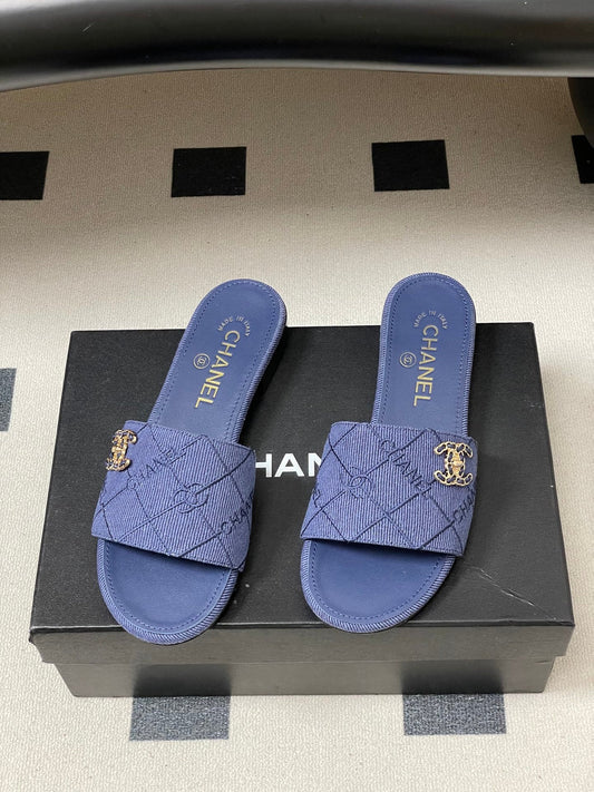 CC 26s Flat Sandals Dark Blue Canvas Sheepskin Double C 649505
