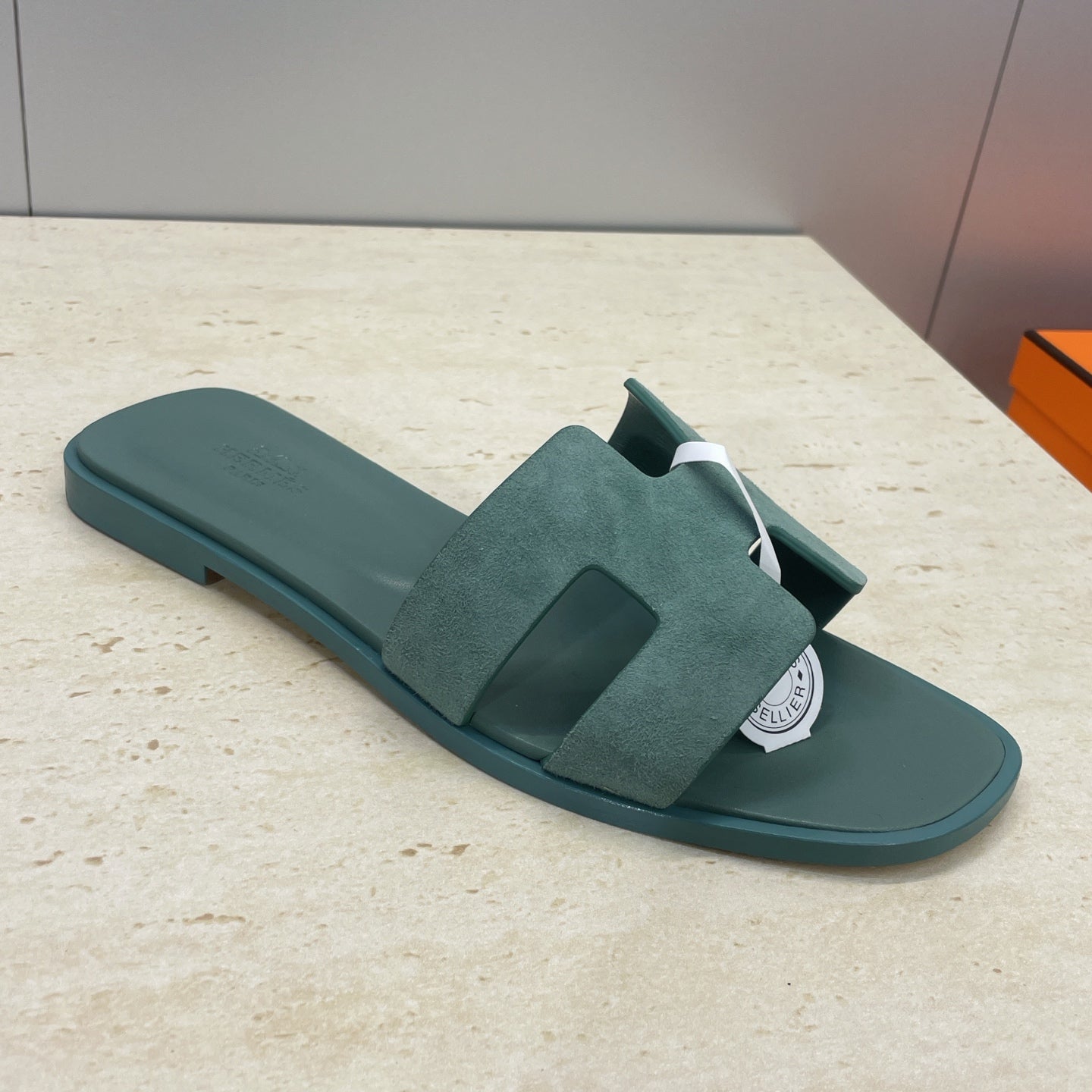 HM 26ss Oran Sandals Moss Green Suede Cowhide 607203