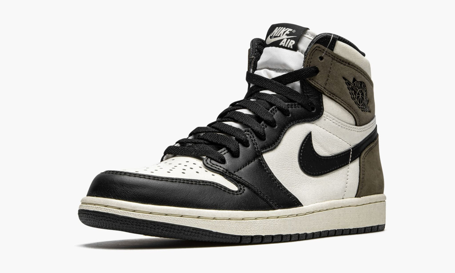 Air Jordan 1 Retro High OG Dark Mocha Sneakers - Court Classic