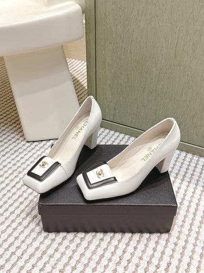Chanel 2026 Pump Suede and Lambskin
