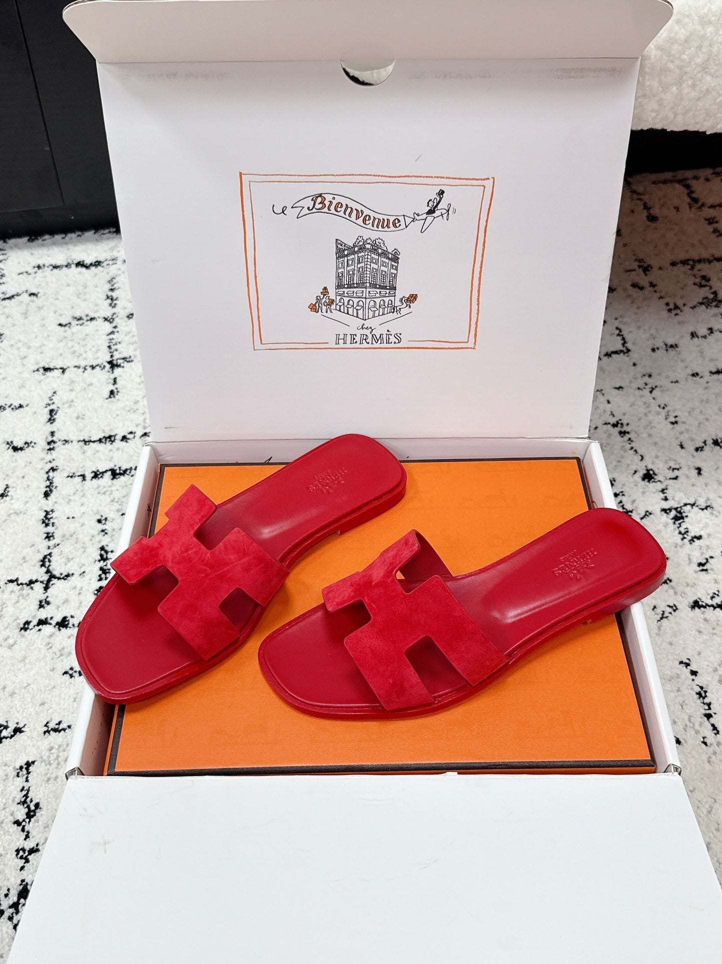 HM 26ss Oran Sandals Red Suede Cowhide 617190