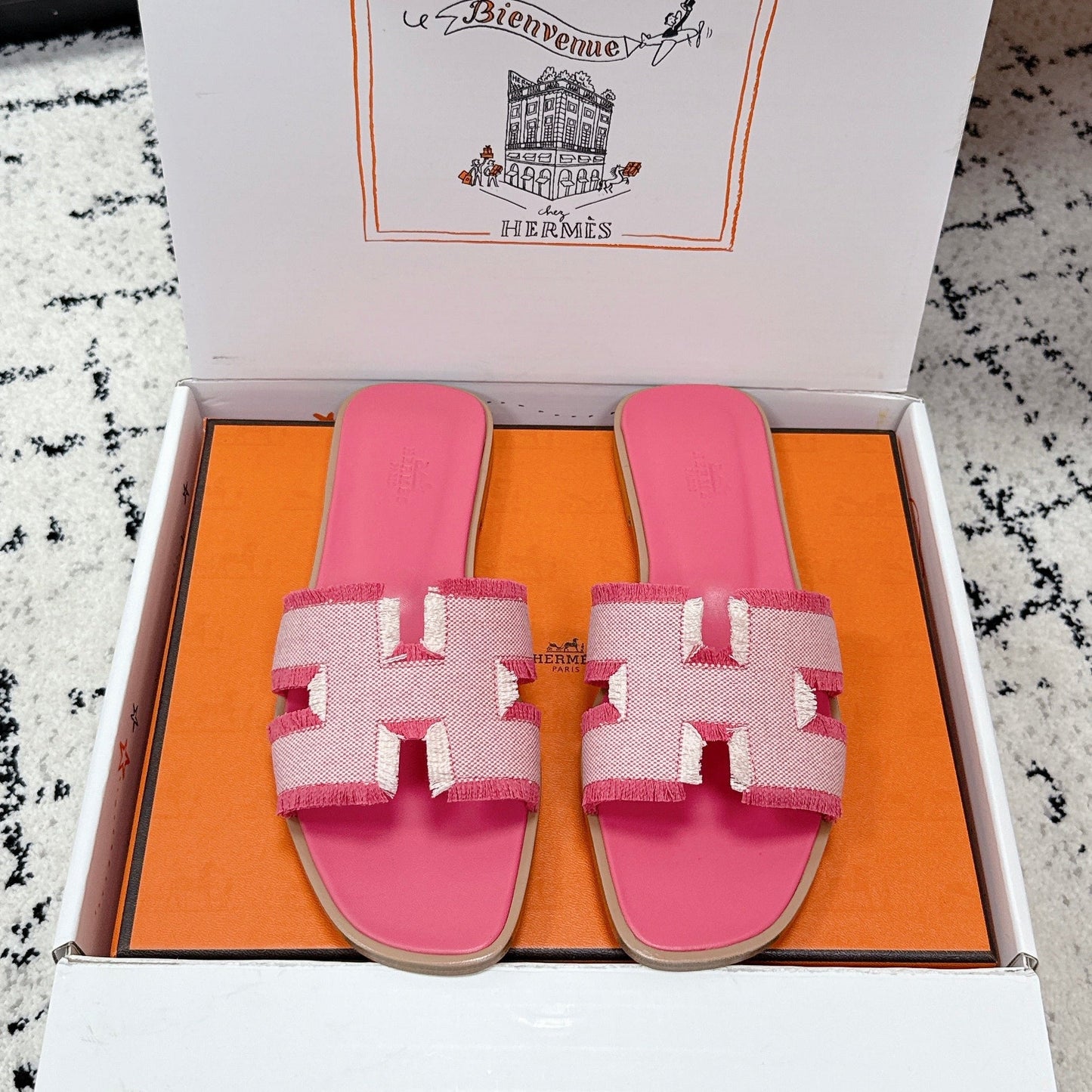 HM 26ss Oran Sandals Canvas Cowhide