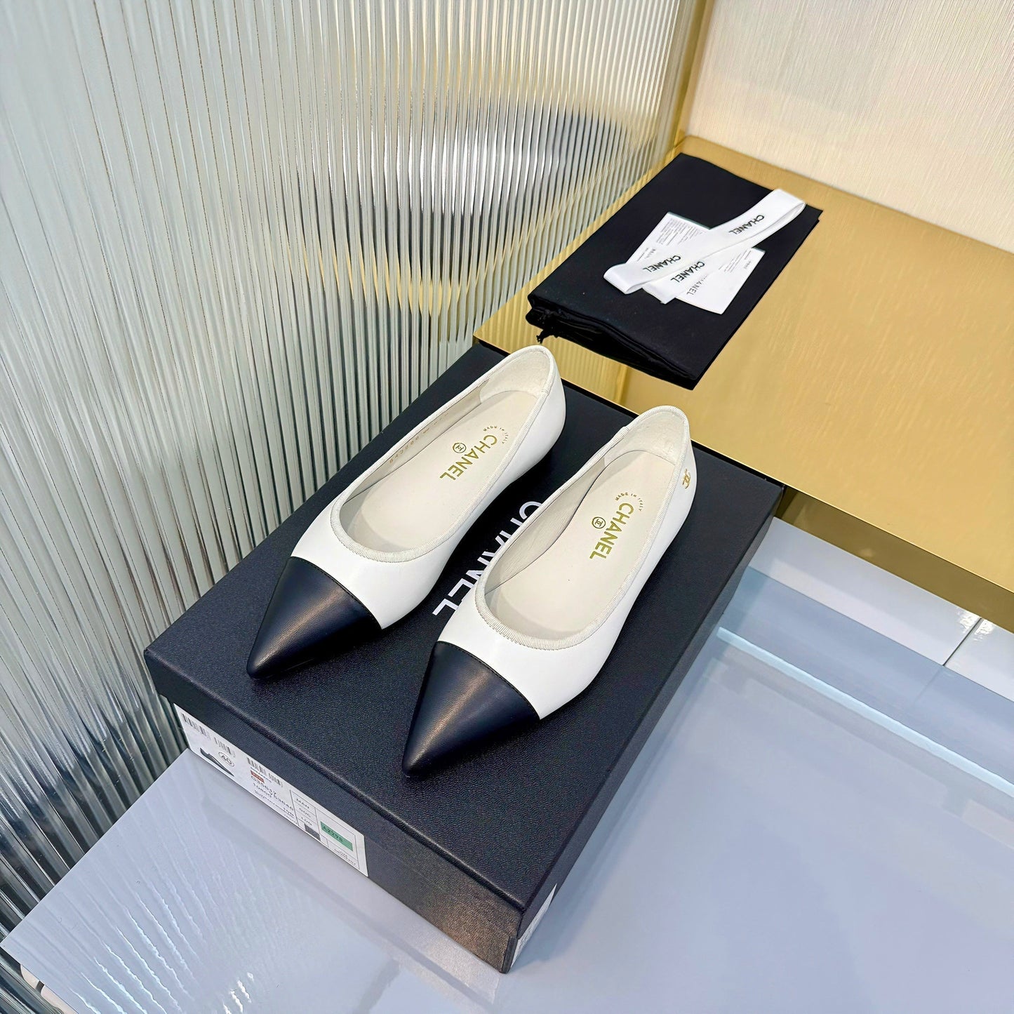 CC 2026 Ballet Flats White Black Sheepskin 668123