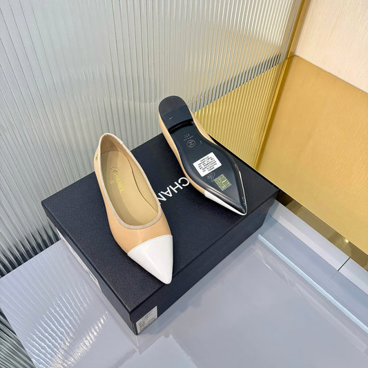 CC 2026 Ballet Flats Beige White Sheepskin 668125
