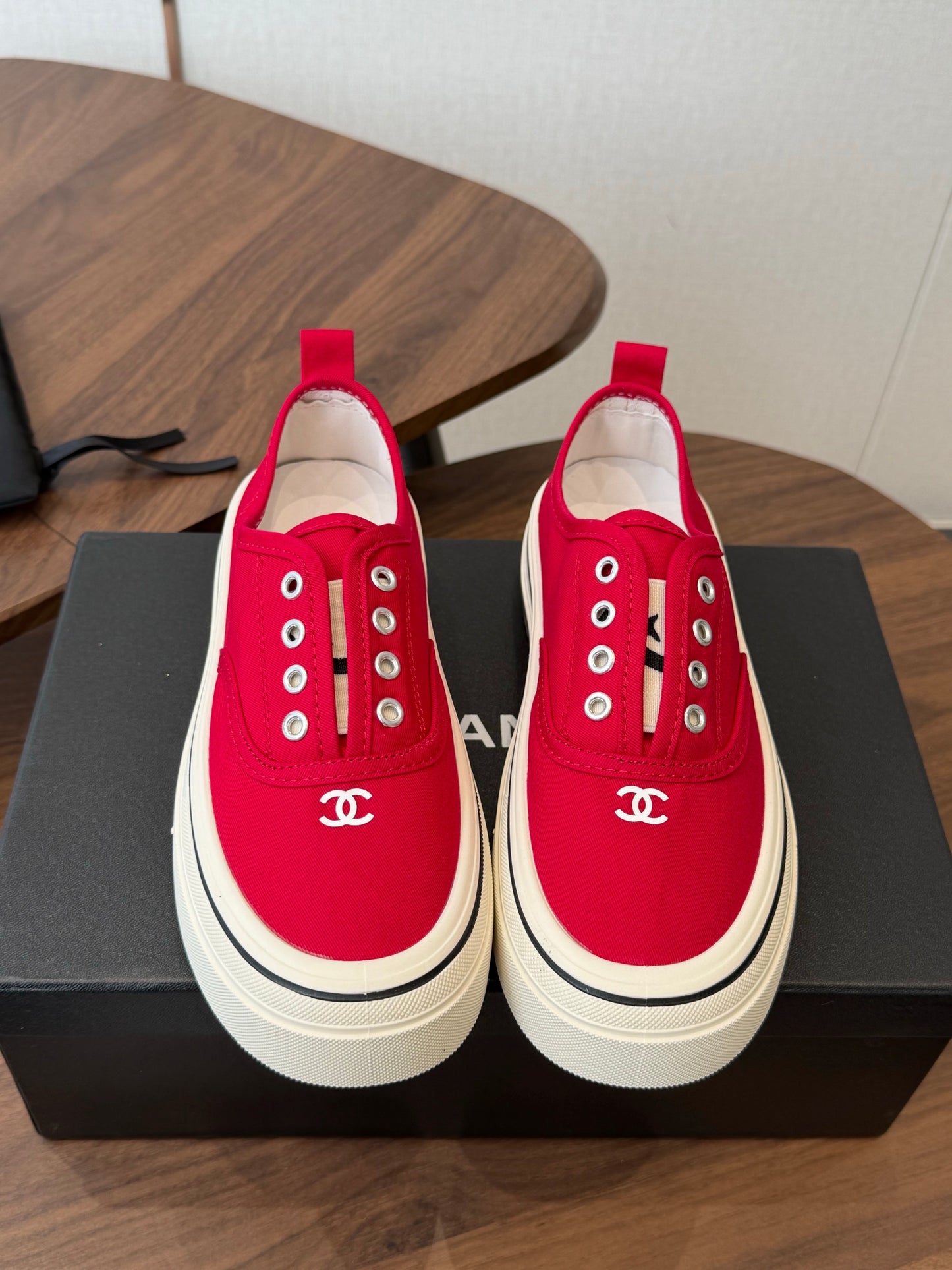Chanel 2026 Casual Sneaker Canvas Sheepskin 833974