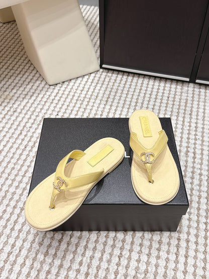 CC 26s Thong Sandals Yellow Suede Sheepskin 632354