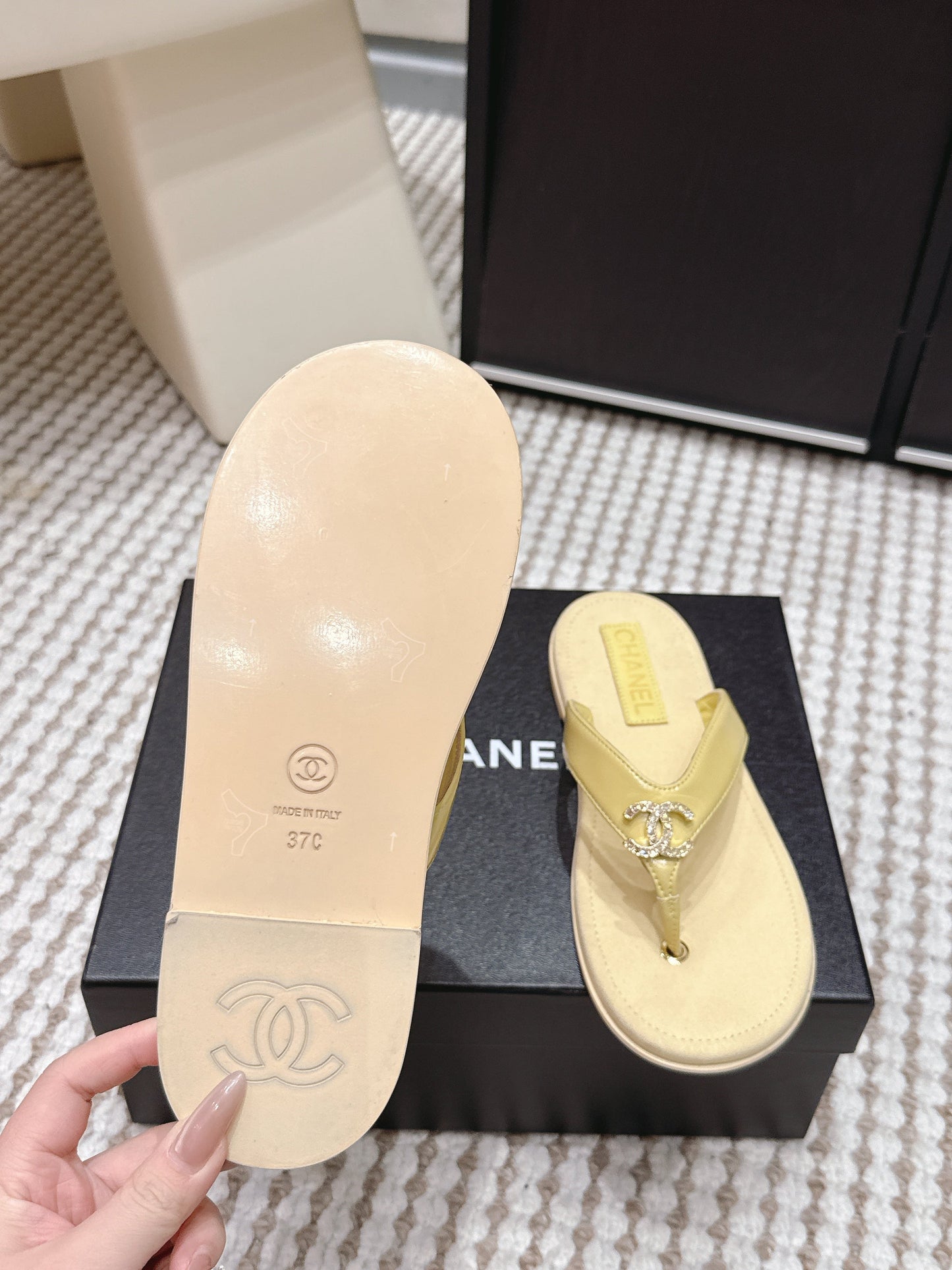 CC 26s Thong Sandals Yellow Suede Sheepskin 632354