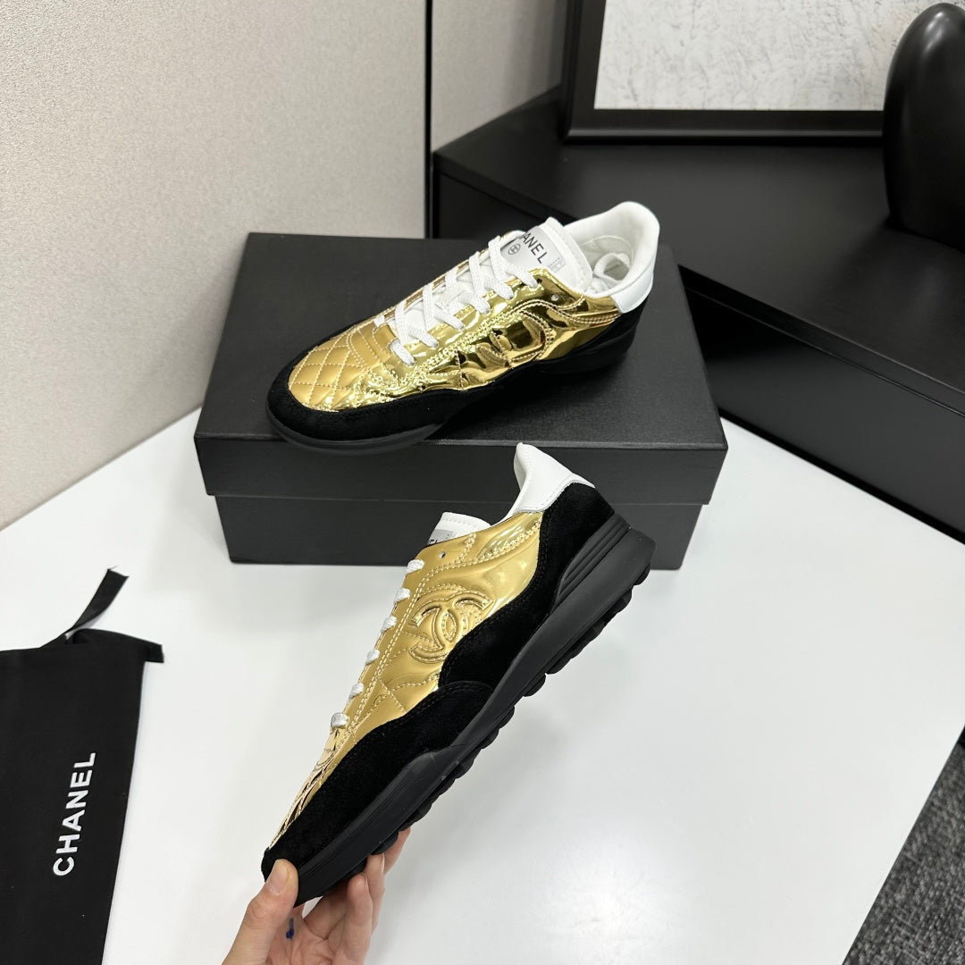 CC 26s Casual Sneakers Black Gold Suede Cowhide 626456