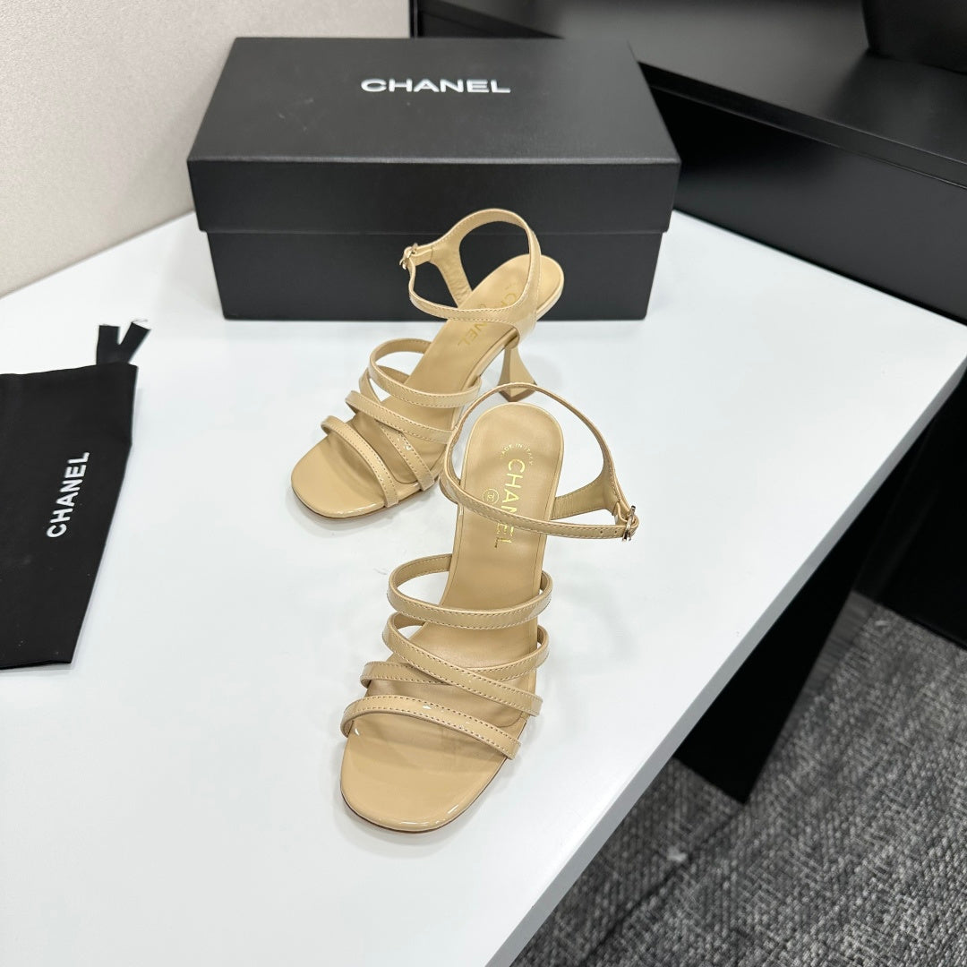 CC 26s High Heel Sandals 80 Beige Patent Leather 626287