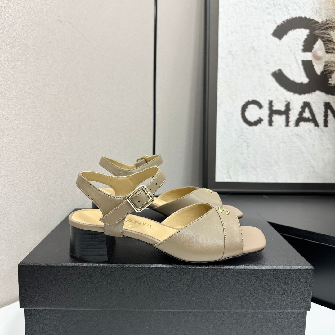 CC 2026 Mary Jane Sandals 45 Taupe Cowhide 668113