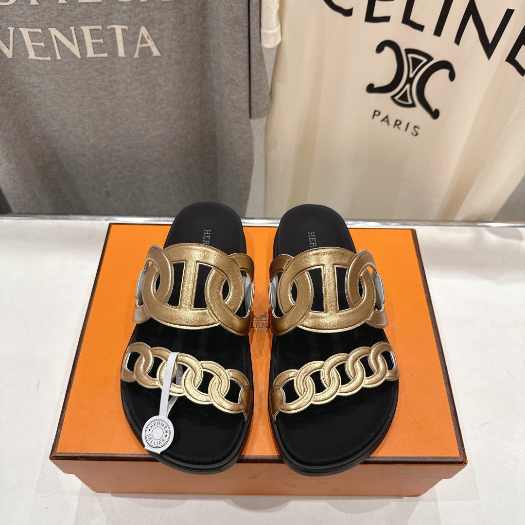 HM 26ss Pig Nose Sandals Black Champagne Gold Cowhide 641271