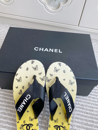 CC 26s Thong Sandals Yellow Pastel Rubber Leather 647680