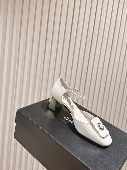 CC 26s Mary Jane Sandals 65 White Sheepskin 658472
