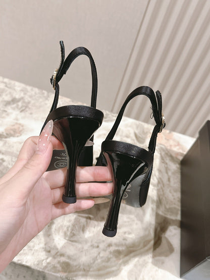 CC 26s Slingback 85 Black Satin Sheepskin 658480