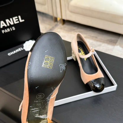 CC 2026 Mary Jane 65 Beige Black Velvet Leather  700646
