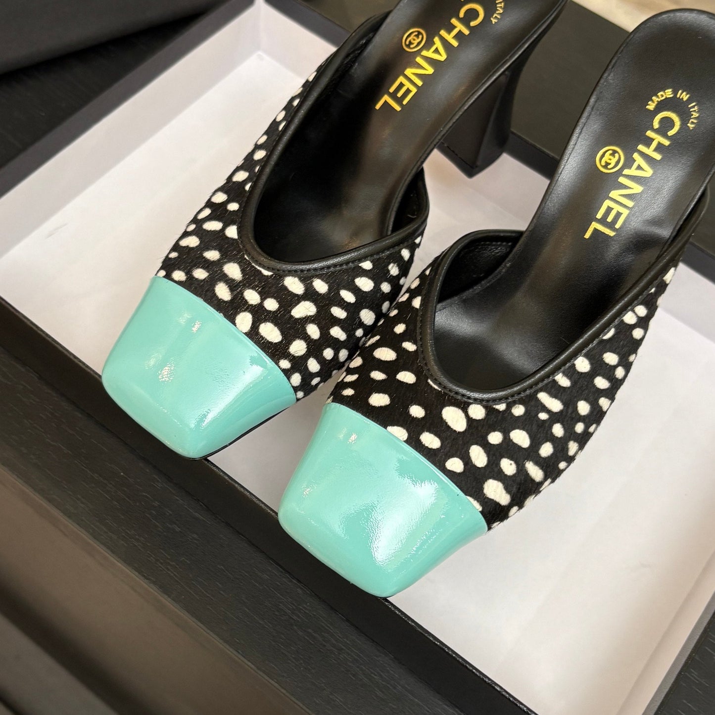 Chanel 2026 Pony Fur Green Square Toe Block Heel Pump Mule 672409