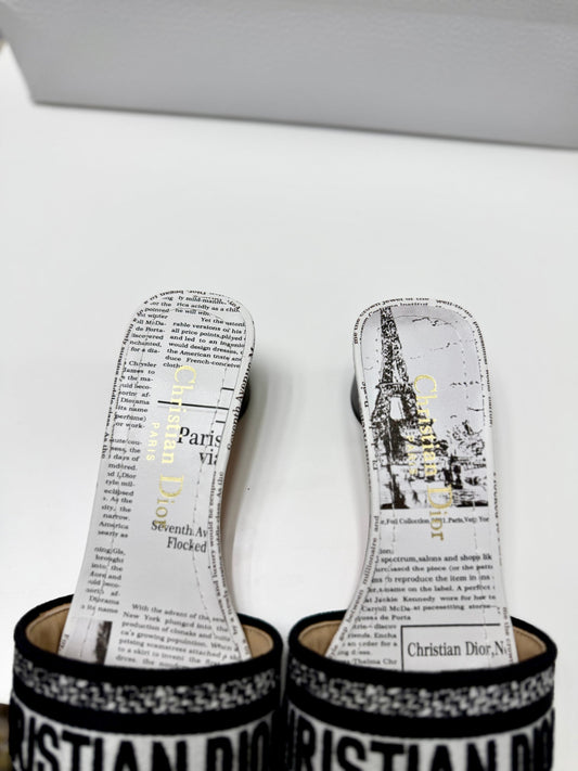 CD 26s Embroidered Slippers Black White Canvas Leather 683019