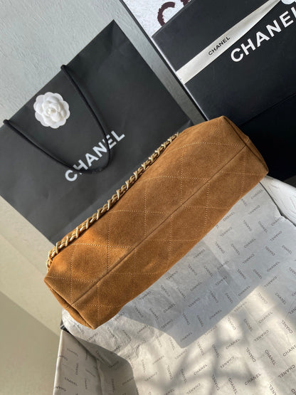 Chanel 2026 Hobo Beach Tote Bag 33cm Tan Suede