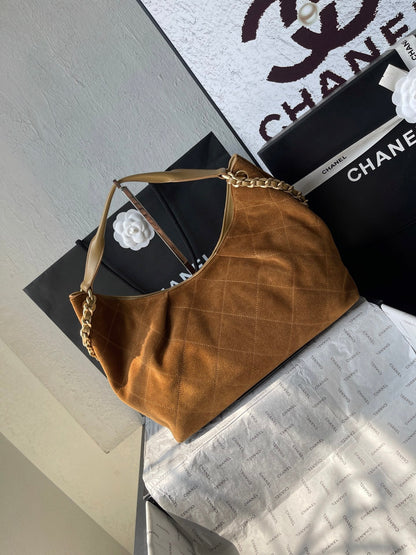Chanel 2026 Hobo Beach Tote Bag 33cm Tan Suede