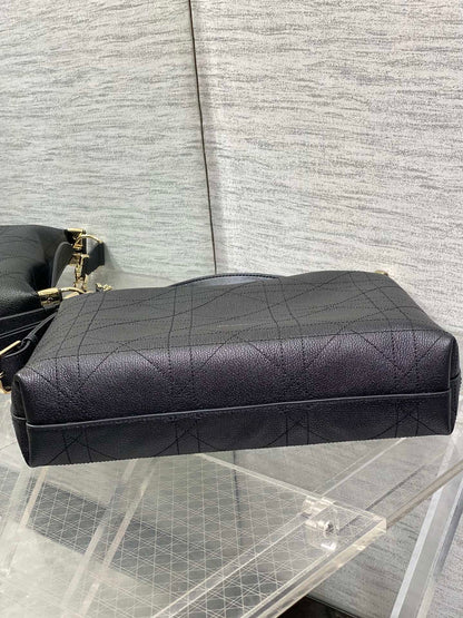 Dior 2026 Diorly Bag 31.5cm Black Flat Cannage Calfskin 286592