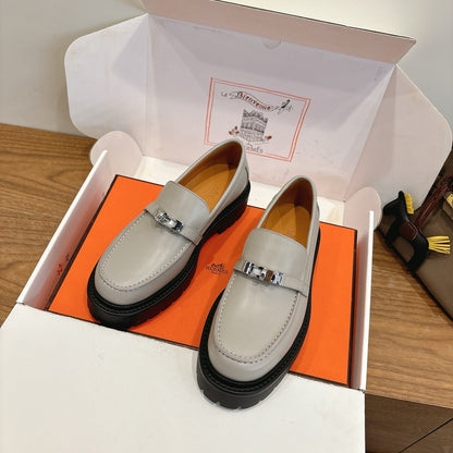 HM 26ss Loafers Gray Calfskin Sliver Buckle 638430
