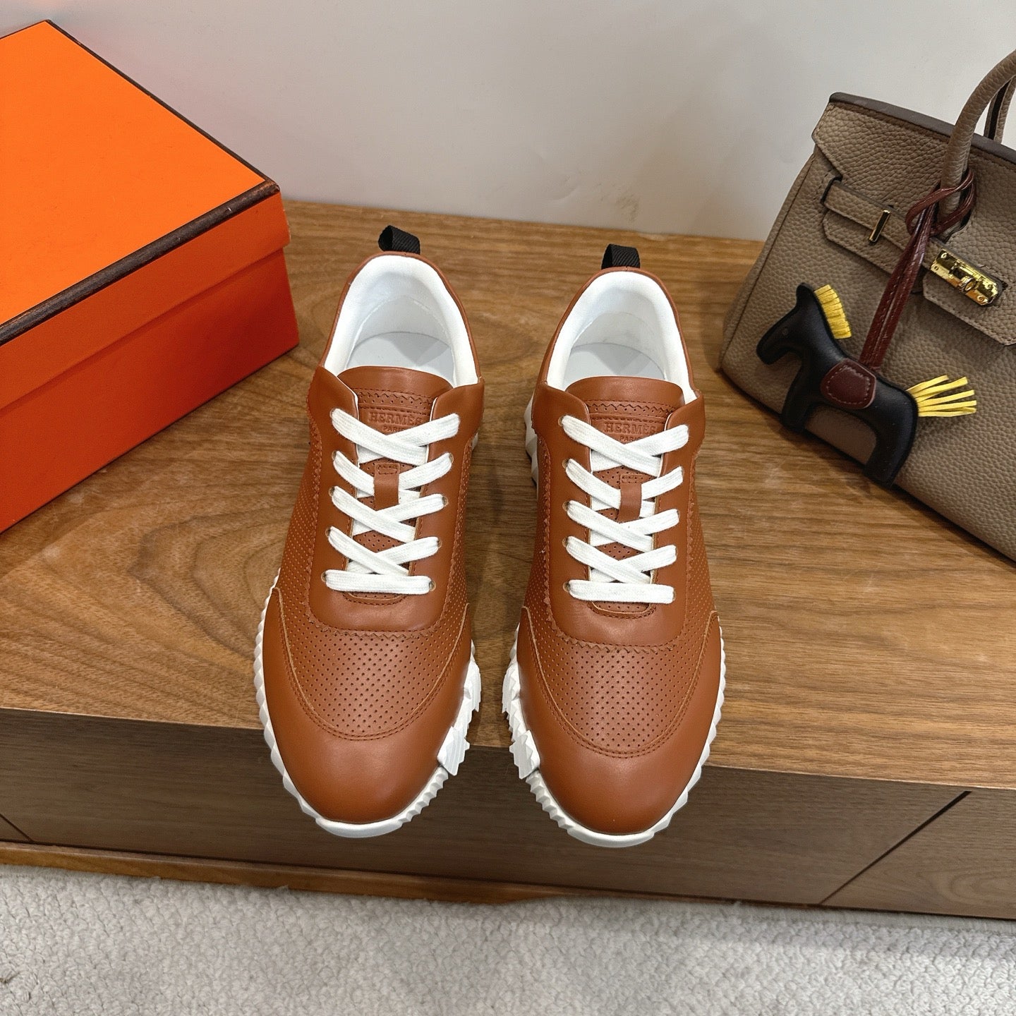 HM 26ss Sneakers Camel Brown Leather 638574