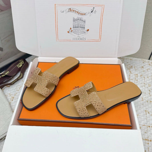 HM 26ss Oran Sandals Beige Gold Crystal Suede Cowhide 625254