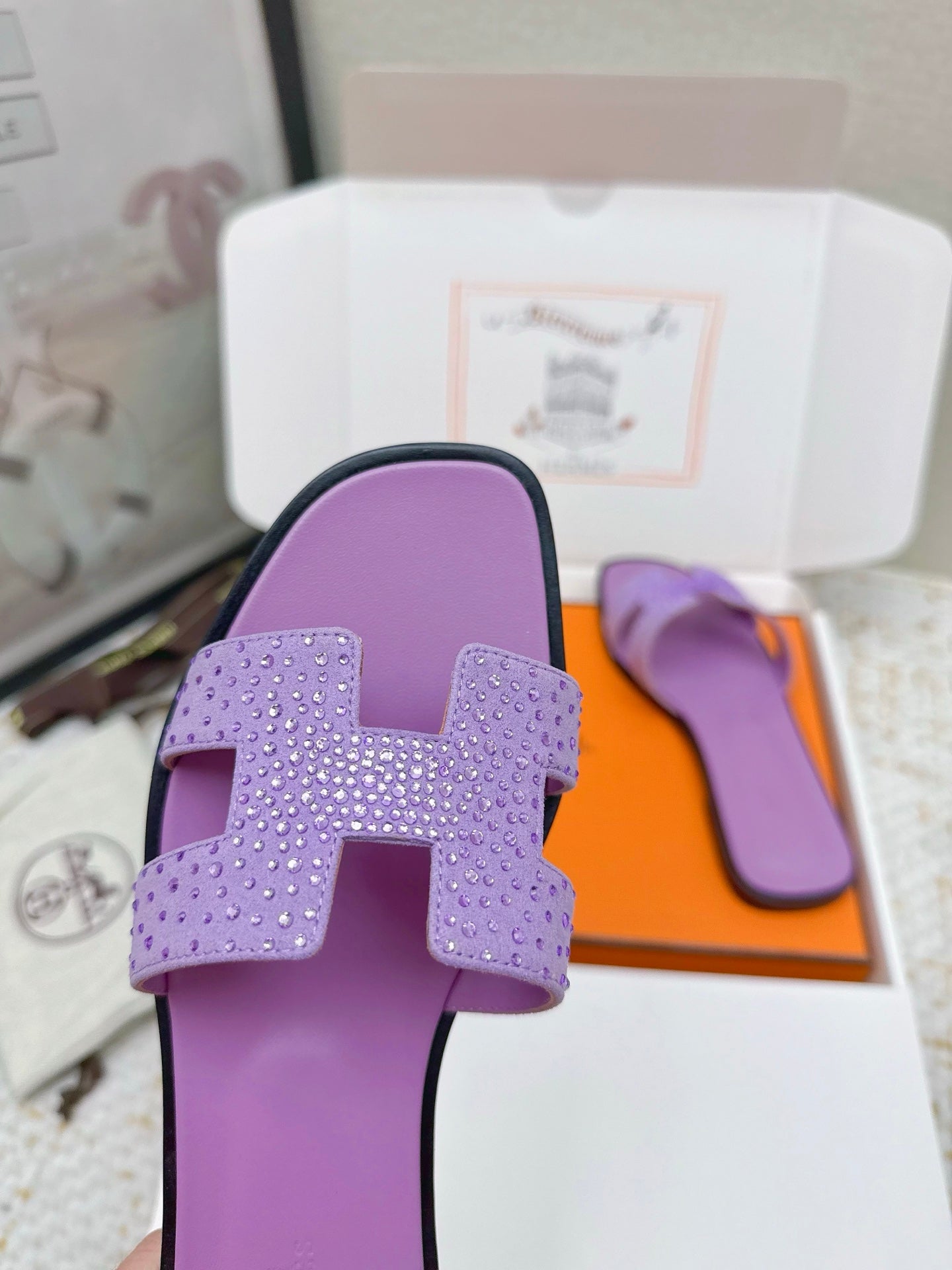 HM 26ss Oran Sandals Purple Crystal Suede Cowhide 625255