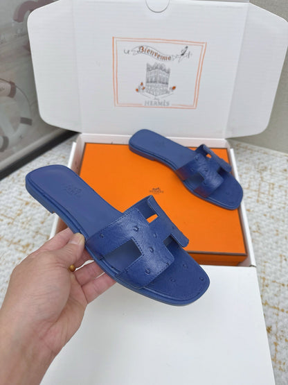 HM 26ss Oran Sandals Blue Encre Ostrich Leather 625091