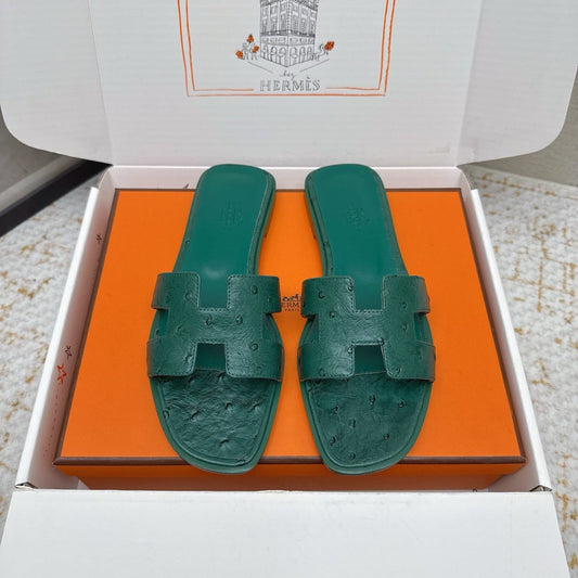 HM 26ss Oran Sandals Forest Green Ostrich Leather 625108