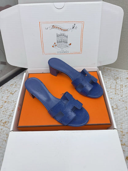 HM 26ss Oran Sandals 50 Blue Encre Ostrich Leather 625131
