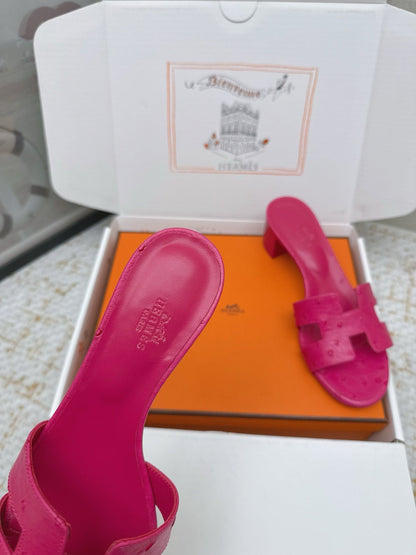 HM 26ss Oran Sandals 50 Dark Pink Ostrich Leather 625133