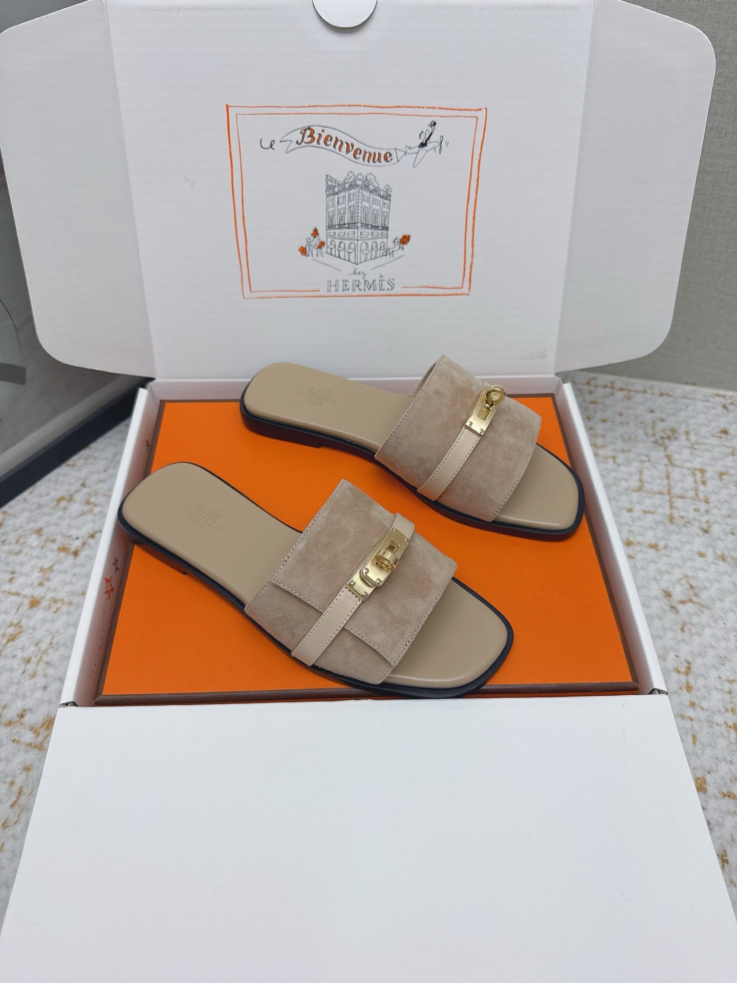 HM 26ss Oasis Sandals Taupe Suede Cowhide 625145
