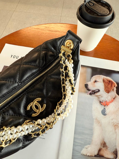 Chanel 2026 Pearl Chain Lunch Box 23.5 Black Sheepskin