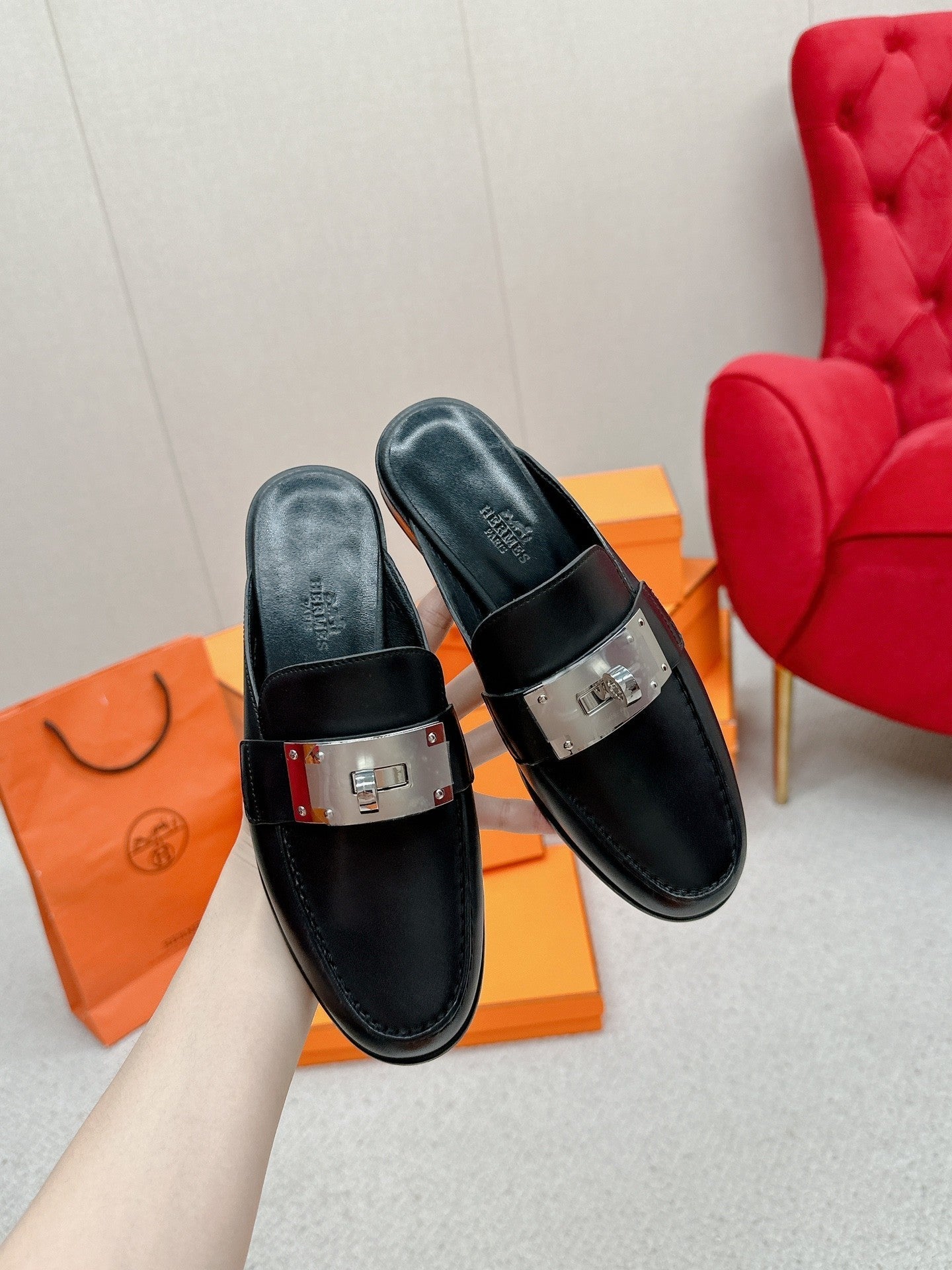 HM 2026 Mule Calfskin Suede 859384