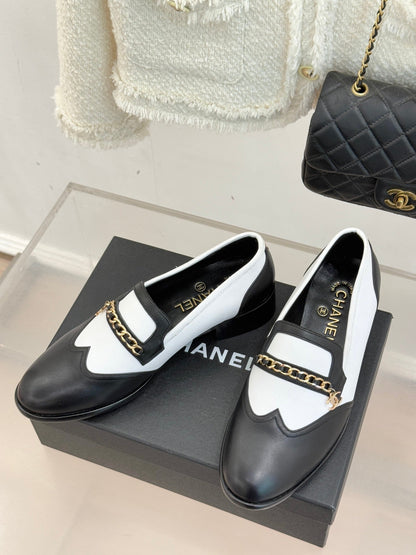 CC 26 Loafer Black mix White Calfskin 610019