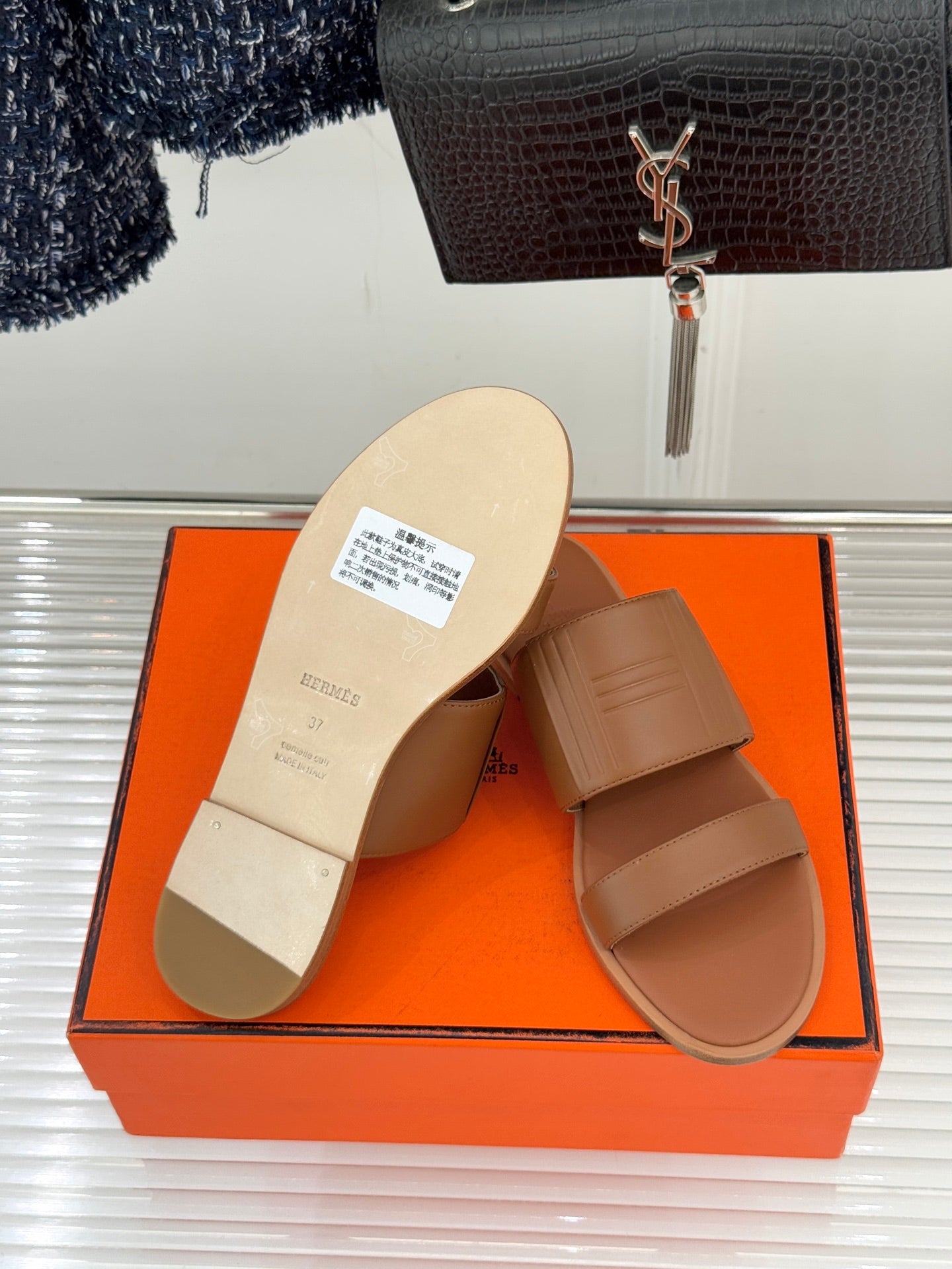 HM 26ss Flat Slippers Brown Sheepskin 642855