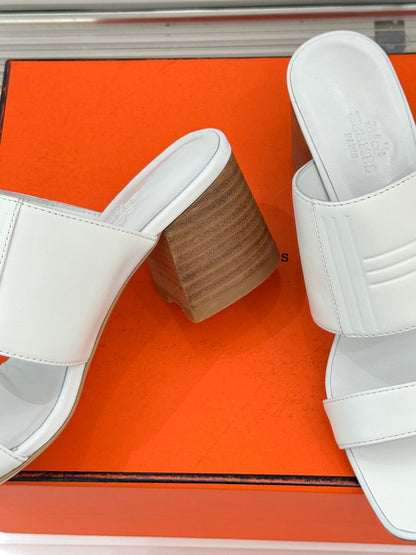 HM 26ss Heels Slippers 75 White Sheepskin 642860