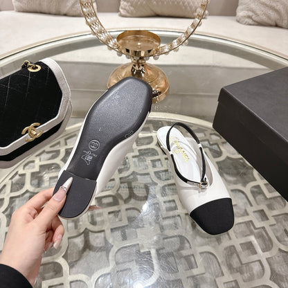 CC 26s Mary Jane White Black Sheepskin 627039
