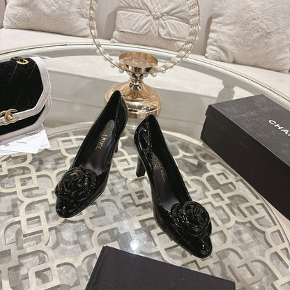 CC 26s High Heels Pump 85 Beige Black Patent Leather 627006
