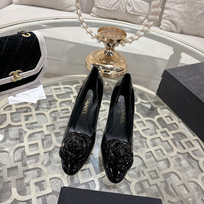 CC 26s High Heels Pump 85 Beige Black Patent Leather 627006