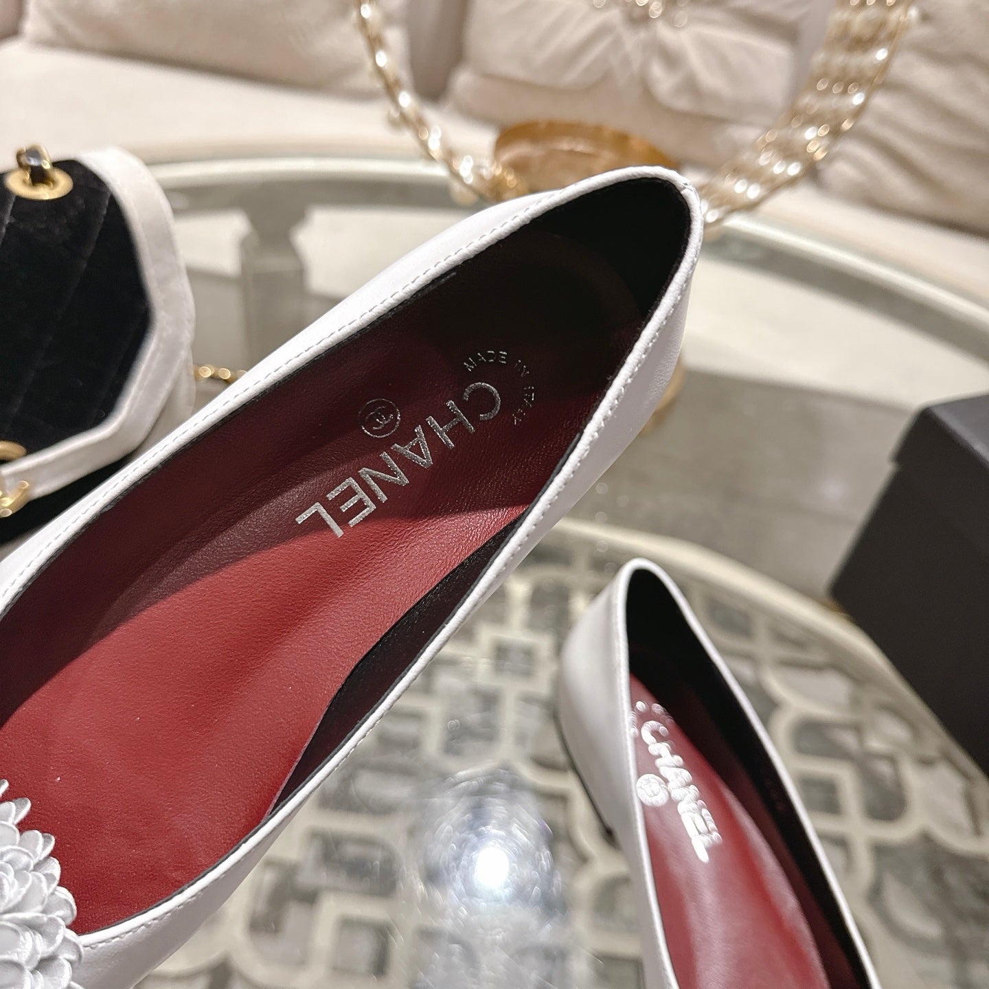 CC 26s Floral Ballet Flats White Sheepskin 627022