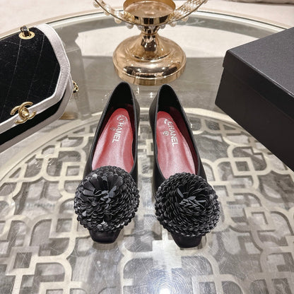 CC 26s Floral Ballet Flats Black Sheepskin 627023