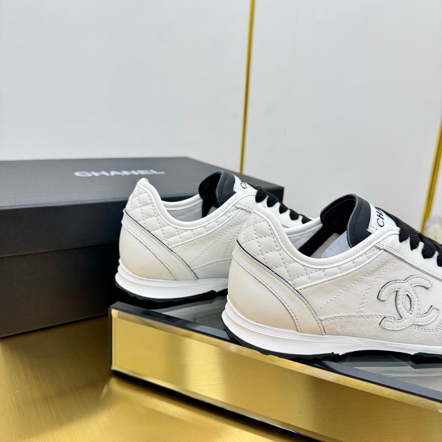 Chanel 2026 Sneakers Calfskin 832625